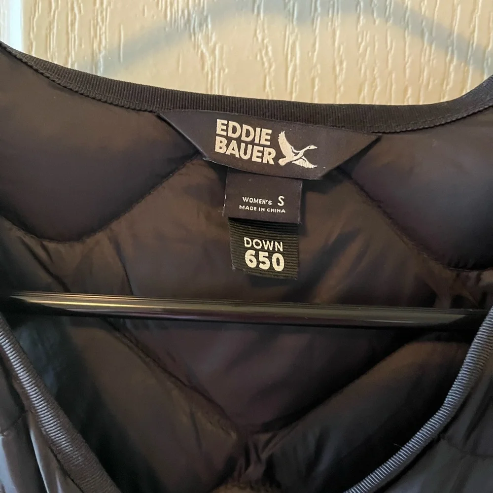 Eddie Bauer Black Down Vest - Picture 2 of 2